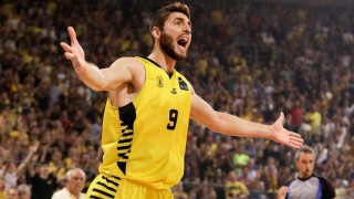 Άρης: Τσαϊρέλης και Βεργίνης διεκδικούν τόκους και προσαυξήσεις