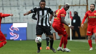 Κουλιανός: Κάνει... χατιράκια