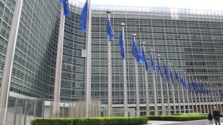 Πανδημία κορωνοϊού: Τα μέτρα στήριξης τελειώνουν, στον... αέρα οι πληττόμενοι