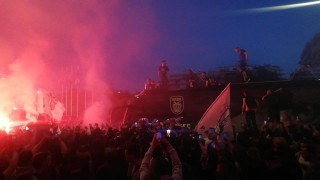 Μοναδικές στιγμές: Ο Κυπελλούχος ΠΑΟΚ στον Λευκό Πύργο, κάηκε η Θεσσαλονίκη