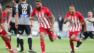 Αδράνεια της άμυνας του ΠΑΟΚ και 1-1 ο Ολυμπιακός με Εμβιλά