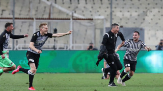 Η κούπα στα χέρια του... τρελαμένου Πάμπλο και ο κόσμος παραληρεί