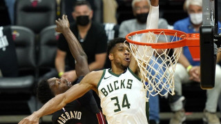 Με τριπλ νταμπλ του Αντετοκούνμπο, οι Μπακς «σκούπισαν» το Μαϊάμι