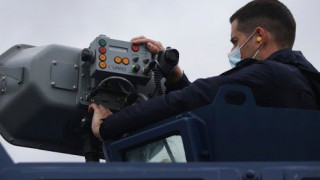 Η ΕΕ δεν αφήνει την Ελλάδα να χρησιμοποιήσει «ηχητικό κανόνι» για τους παράνομους μετανάστες