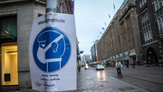 Σκάνδαλο: Ακατάλληλες μάσκες θα έδινε σε άστεγους, άνεργους και ΑΜΕΑ το γερμανικό υπουργείο Υγείας