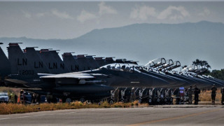 «Οργή του Ποσειδώνα»: Αμερικανοί «αετοί» στον αέρα του Αιγαίου