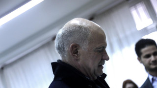  Ο Παπανδρέου διαψεύδει τους ισχυρισμούς του Σόιμπλε για δημοψήφισμα