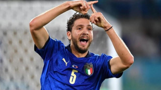 Euro 2020: Κι ο Λοκατέλι παραμέρισε τα μπουκάλια της Coca-Cola