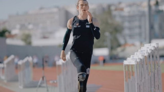 ΤΡΟΜΕΡΟΣ Στέλιος Μαλακόπουλος: Νέο Παγκόσμιο ρεκόρ στο άλμα εις μήκος!