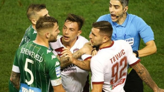 Νέοι κεραυνοί Κούγια για Τρούγιτς: «Παλτό, ούτε στο Πακιστάν!»