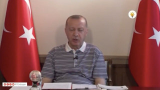 Τουρκία: Viral το βίντεο με τον εξουθενωμένο και αδύναμο Ερντογάν!