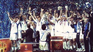 Αφιέρωμα στους «ήρωες» του 2004 από την UEFA 