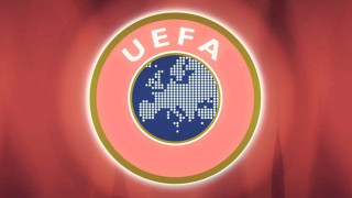 Τέλος στο όριο καρτών ενόψει τελικών