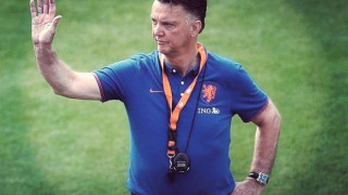  Γενναιόδωρος ο Φαν Χάαλ!