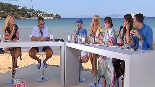 Η Σκορδά βγήκε με την πετσέτα και της Σταμάτη έσπασε το σουτιέν (vid)