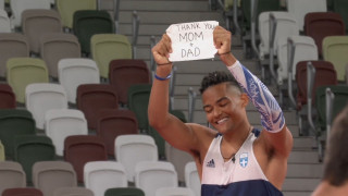 Τέταρτος ο Καραλής - Αφιέρωση στους γονείς του: «Thank you mom and dad»