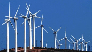 Φωτιά: Εγκρίσεις για αιολικά πάρκα, λίγες ημέρες πριν ξεσπάσουν οι πυρκαγιές