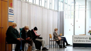 Γερμανία: Νοσοκόμα χορηγούσε νερό αντί για εμβόλιο Covid-19