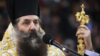 Σεραφείμ για αντιεμβολιαστές ιερείς: Είναι αδελφοκτόνοι, δεν έχουν θέση στην Εκκλησία