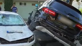 Αυτοκίνητο τα έκανε γης μαδιάμ σε πάρκινγκ στην Καστοριά!