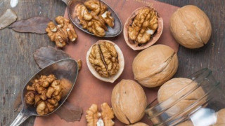 Χοληστερόλη: Το τραγανό υπερτρόφιμο που τη ρίχνει χαμηλά – 1/2 φλιτζάνι αρκεί!