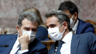 Στην έξοδο ο Χρυσοχοΐδης από το Υπ. Προστασίας του Πολίτη - Οι κινήσεις Μητσοτάκη