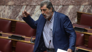 Πολάκης υπέρ Κούβελα για τα εμβόλια: «Ζούμε εποχές ιεράς εξέτασης»