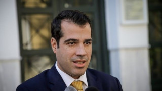 Πλεύρης: Στόχος είναι το εμβόλιο για τον κορωνοϊό να επαναλαμβάνεται όπως αυτό της γρίπης