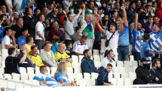 Κόσμος στο ΟΑΚΑ χωρίς έλεγχο βεβαιώσεων τεστ και πιστοποιητικών εμβολιασμών!