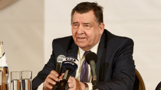 Καρατζαφέρης για Ανδρουλάκη: «Το παιδί είναι άπειρο»