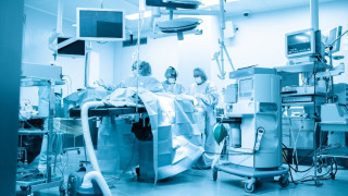 Κορωνοϊός: Διπλά εμβολιασμένοι και βαρύτατα ασθενείς, γιατί συμβαίνει αυτό