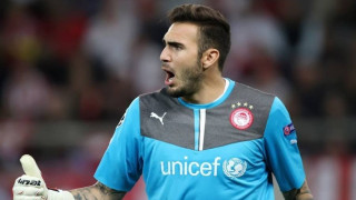 Έβγαλαν στο «σφυρί» τα…«ασημικά» τους