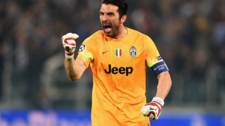 Κρόιφ: «Ο Μπουφόν αξίζει την χρυσή μπάλα»