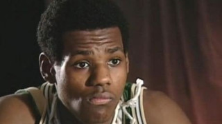 Βίντεο ντοκουμέντο: Ο «Βασιλιάς» Λεμπρόν σε μικρή ηλικία ονειρεύεται NBA! 