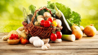 Η αντιφλεγμονώδης διατροφή που προφυλάσσει από τον καρκίνο και τον διαβήτη