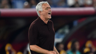 Ρόμα: Ο Μουρίνιο τραυματίστηκε στην προπόνηση από παίκτη του