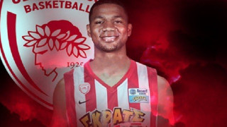 «Ερυθρόλευκος» ο Στρόμπερι