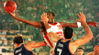 Ρίβερς: «Έλληνες, ήρθε η ώρα να δείξετε το πάθος και τη δύναμή σας» (pic)