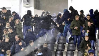 Ξύλο οπαδών στο Χέρακλες-Άγιαξ -Μάχες σώμα με σώμα