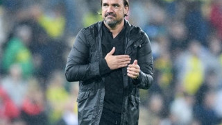 Η Νόριτς απέλυσε τον Φάρκε μετά τη νίκη επί της Μπρέντφορντ