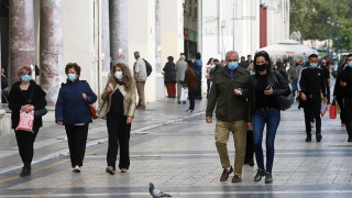 «Χριστούγεννα 2G»: Το πλήρες μπλόκο των ανεμβολίαστων εξετάζεται και στην Ελλάδα