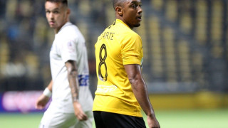 Σκληρό πόκερ Αρη με Ντουάρτε, προσπάθεια να βρεθεί λύση και με τον Μήτρογλου