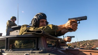 Πώς οι μαυροσκούφηδες βρέθηκαν με Glock 17 στον Διαγωνισμό Ουλαμών Αρμάτων