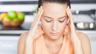 Ημικρανία: Ποιες τροφές μπορούν να μας απαλλάξουν από τις κρίσεις