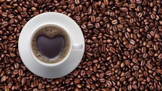 Ρεκόρ δεκαετίας στην τιμή του καφέ