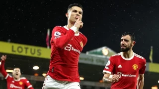 Διπλό…τετράδας για τη Γιουνάιτεντ