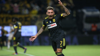 Με Μαντσίνι και Ντένις η ενδεκάδα του Αρη κόντρα στον Ολυμπιακό