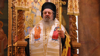 Ο Μητροπολίτης Δράμας μηνύει αντιεμβολιαστές