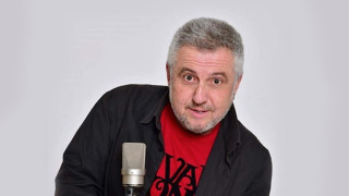 Ράδιο Αρβύλα: Γνωστή τραγουδίστρια καταγγέλλει τον Στάθη Παναγιωτόπουλο!