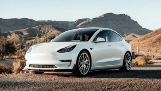 H Tesla θα απολύσει πάνω από το 10% του προσωπικού της σε όλο τον κόσμο, καθώς οι πωλήσεις μειώνονται
